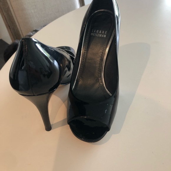 Stuart Weitzman leather pumps - Picture 2 of 3